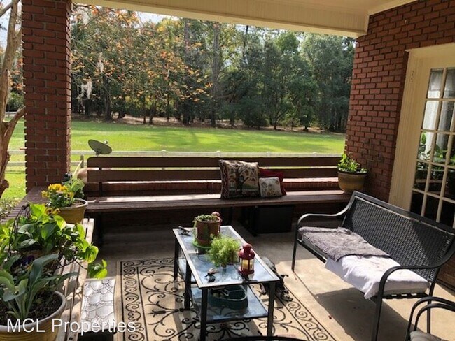 Building Photo - 3 br, 2 bath House - 2 Brookwood Circle