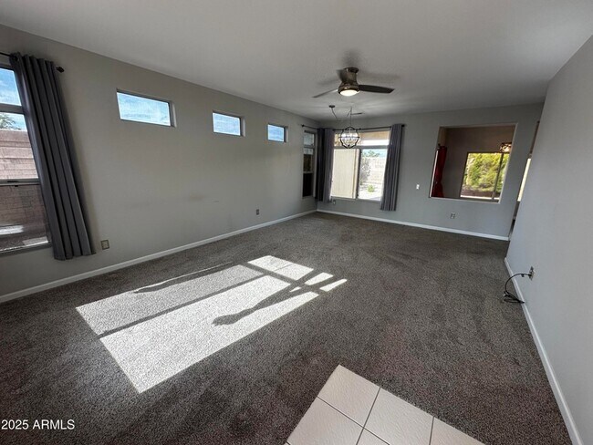 Foto del edificio - 14236 W Caballero Dr