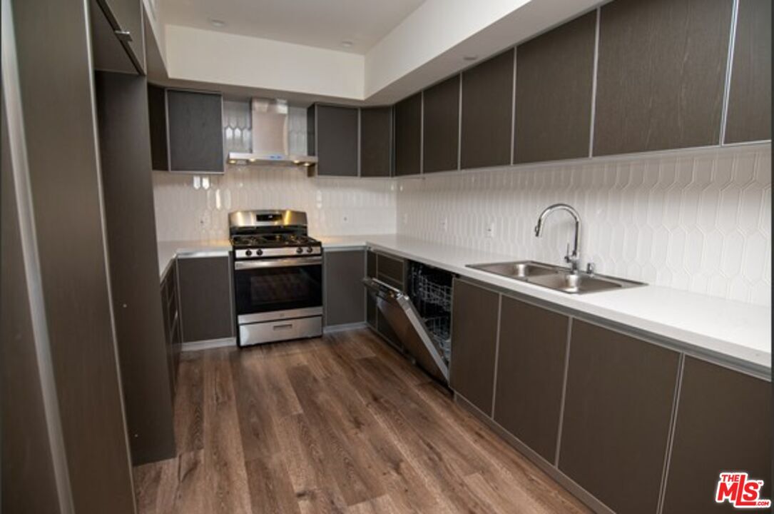Foto principal - 106 S Kings Rd