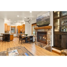 Building Photo - 404 Adams Ranch Rd