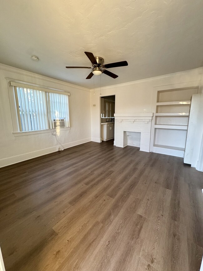 Sala de estar - 309 W Heald Ave