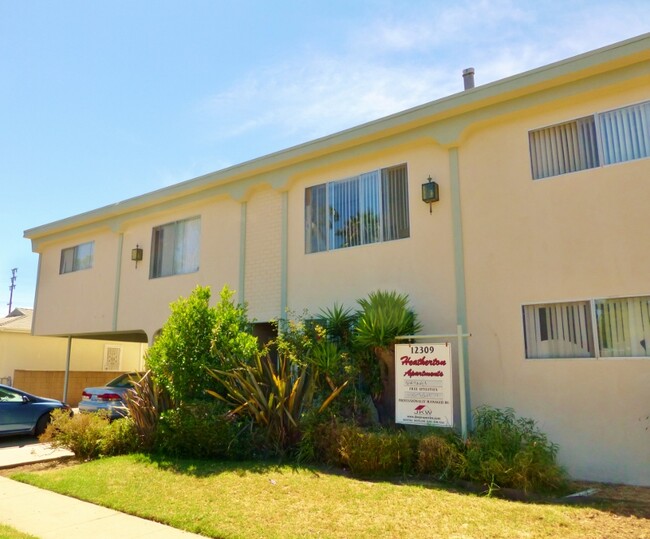 Foto del edificio - 12309 Culver Blvd