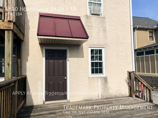Foto del edificio - Very Spacious and Updated 1 Bedroom Apartment