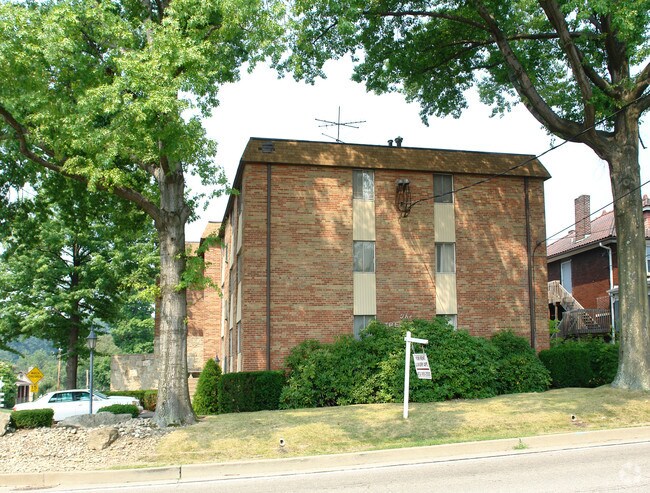 Building Photo - The Freemont