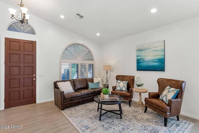 Foto del edificio - 5183 W Harrison St