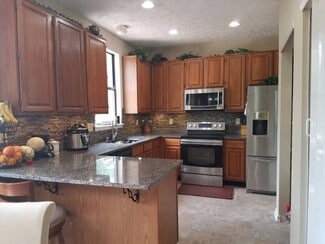 Building Photo - 8590 Laurel Ct