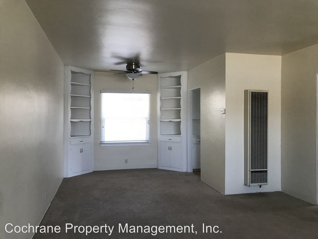 Building Photo - 100 Palm Ct Dr