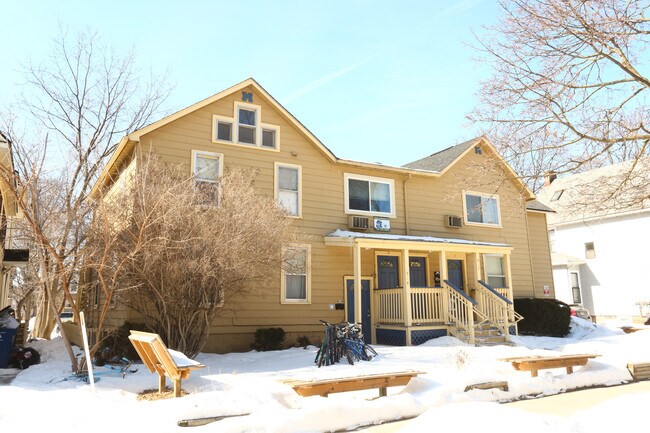 Foto del edificio - 912-914 Mary St