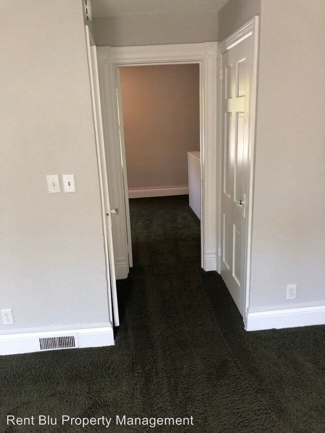 Foto del edificio - 3 br, 1 bath House - 5305 West River Drive NE
