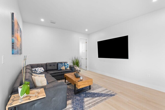 Foto del edificio - 83 Pescayo Ave