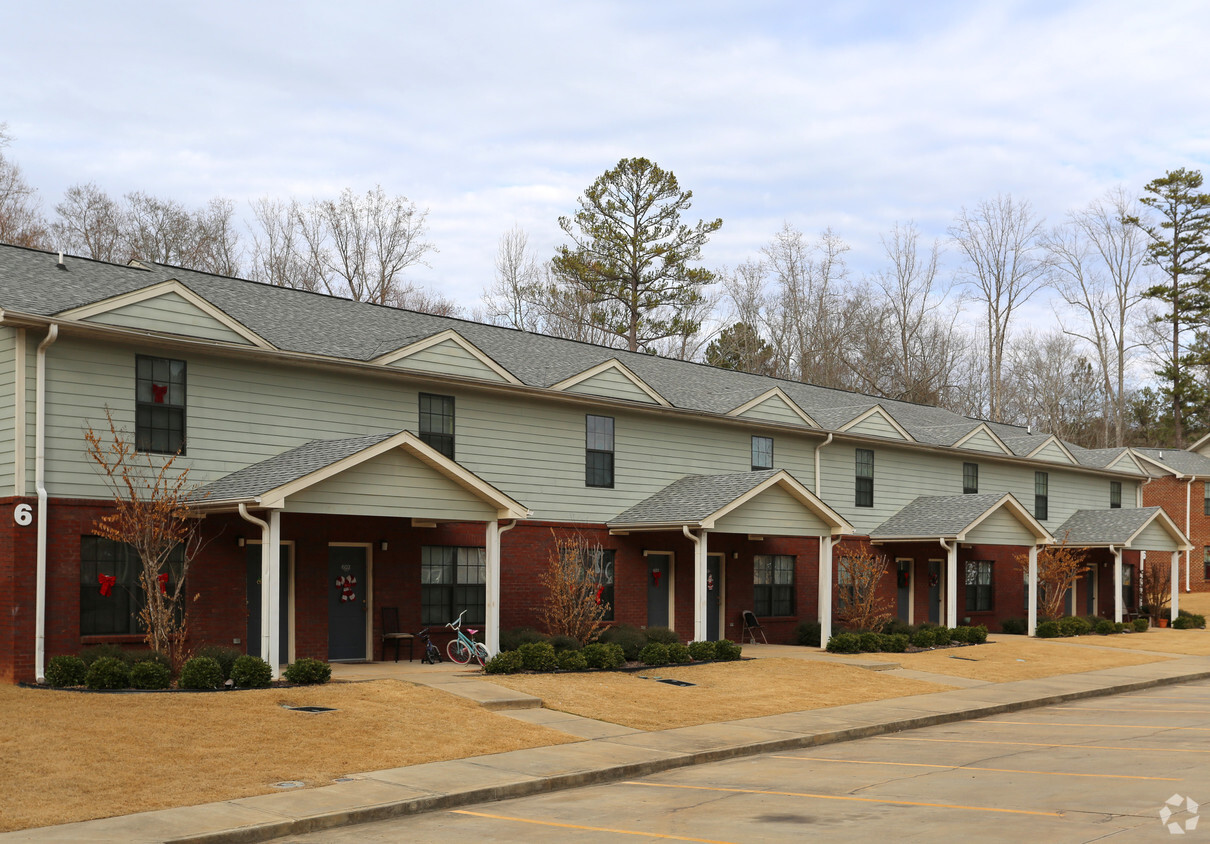 Bedell Village Apartments Apartments In Auburn Al