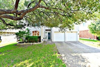 Building Photo - 4220 N Summercrest Loop
