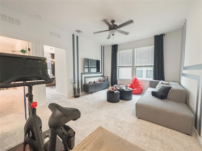 Foto del edificio - 2725 Woodall Dr