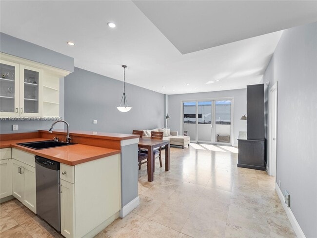 Foto del edificio - 5 Island Ave