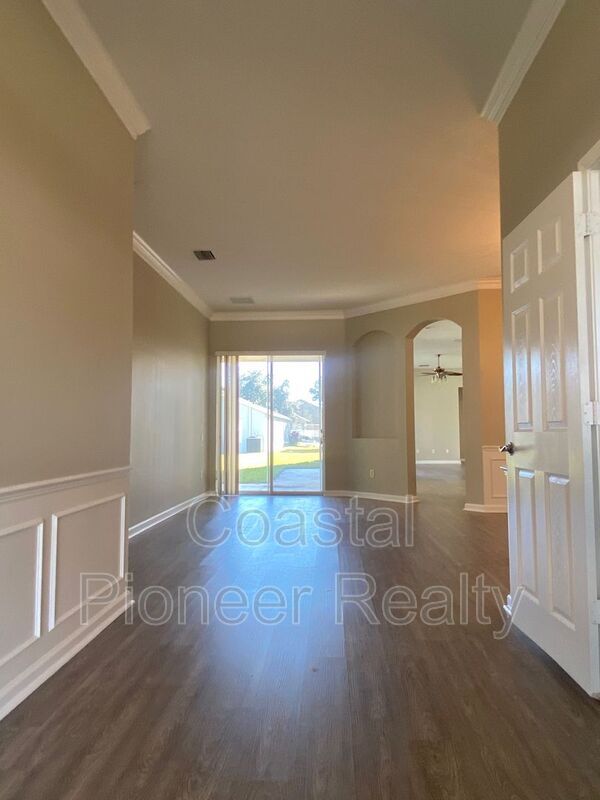 Foto del edificio - 3711 Juneberry Dr