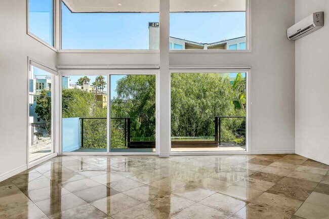 Foto del edificio - 29 Yawl St