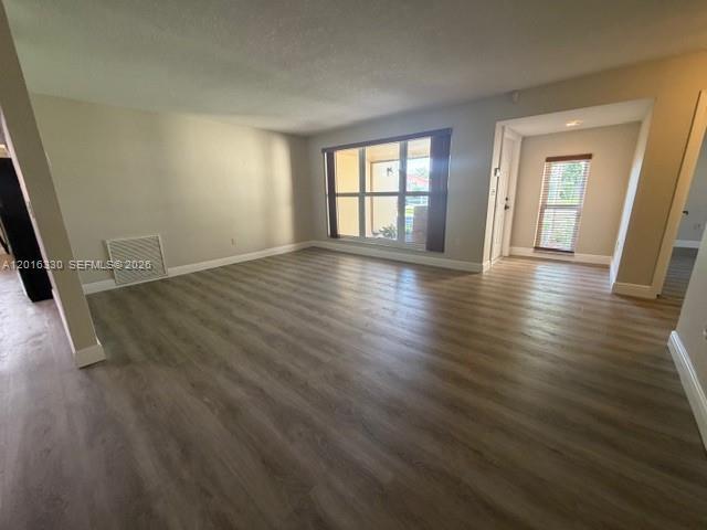 Foto del edificio - 10524 NW 4th St