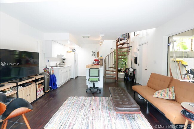 Foto del edificio - 3034 SW 27th Ave