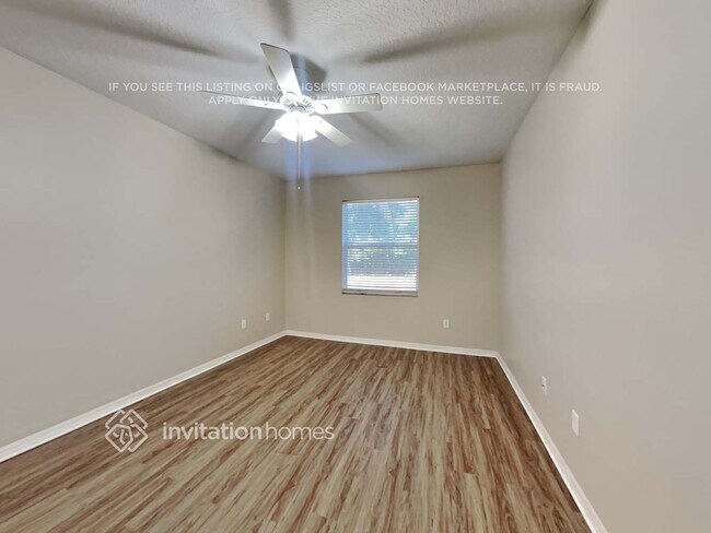 Foto del edificio - 4805 Windingbrook Trail