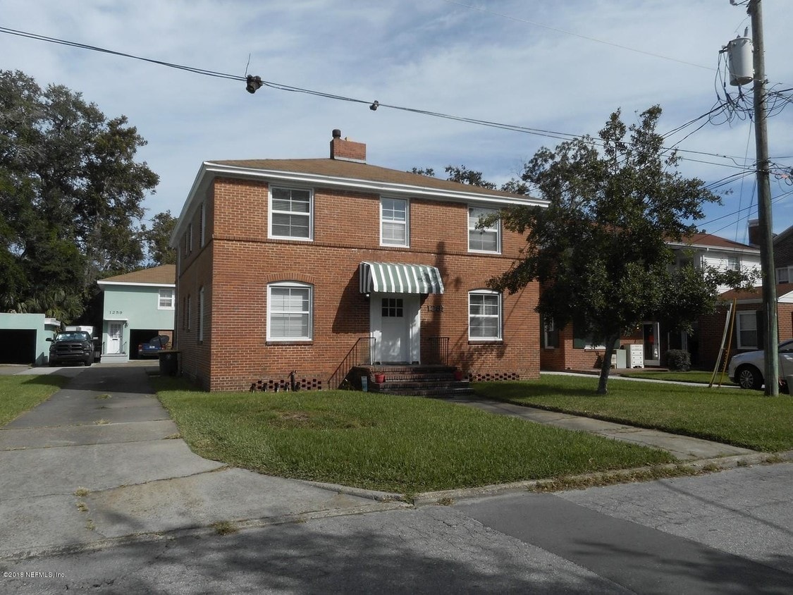 Primary Photo - 1261 Belmont Terrace