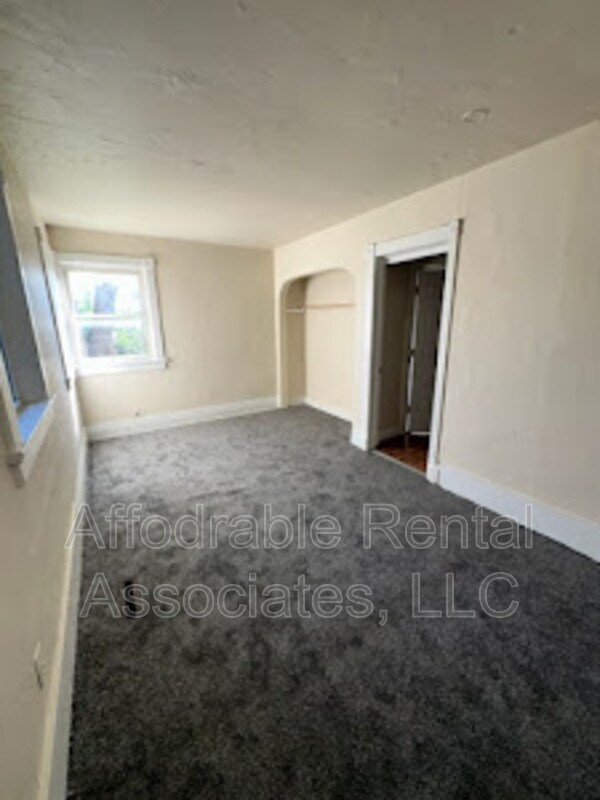 Foto del edificio - 1560 S 10th St