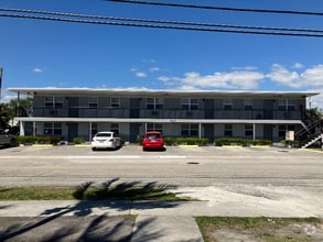Building Photo - 621 Ridge Rd