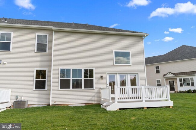 Foto del edificio - 46 Parry Wy