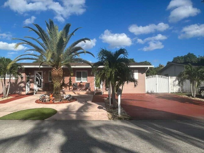 Foto del edificio - 1907 SW 99th Terrace