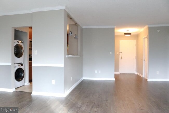 Building Photo - 5500 Holmes Run Pkwy