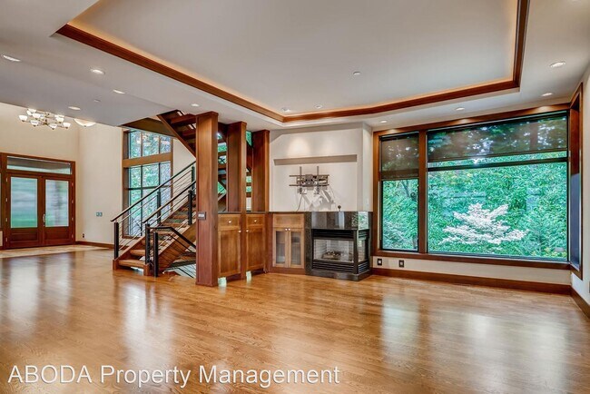Building Photo - 3 br, 4.5 bath House - 4135 181st Ave SE
