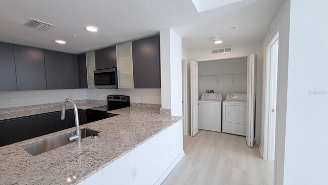 Building Photo - 5587 Millenia Park Blvd