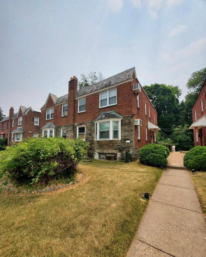 Front View - 6910 Ardleigh St