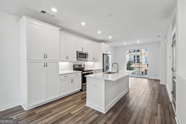 Building Photo - 432 Burton Dr