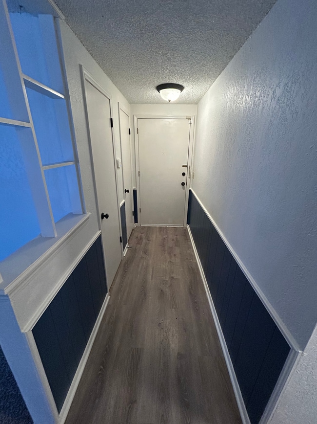 Building Photo - 4220 SE 49th Ter