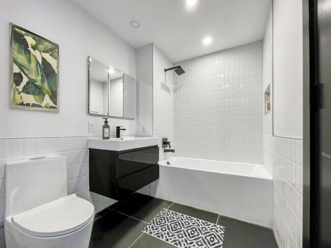 Foto del edificio - 1 bedroom in Brooklyn NY 11226