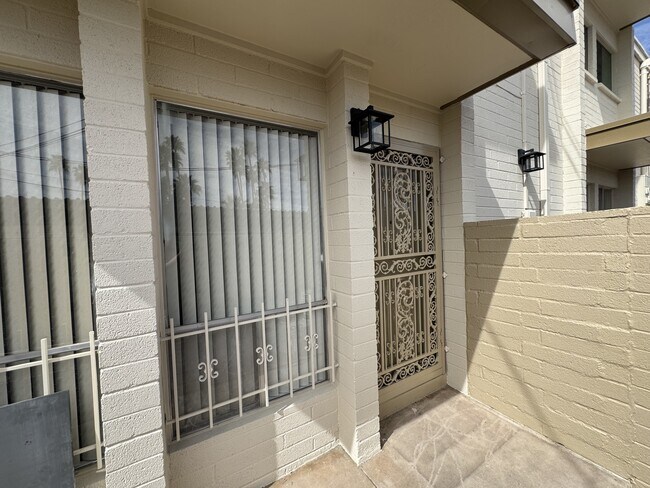 Foto del edificio - 4917 N 73rd St