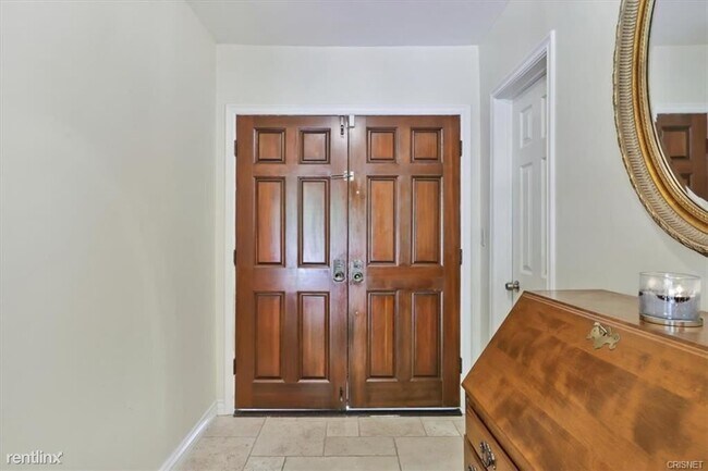 Foto del edificio - 3 br, 2 bath House - 23161 Gainford St