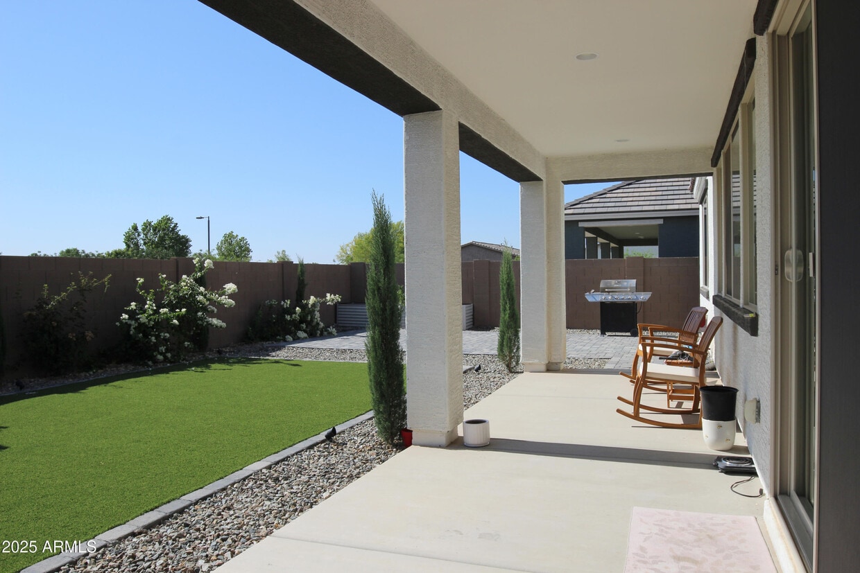 Primary Photo - 23302 S 229th Pl