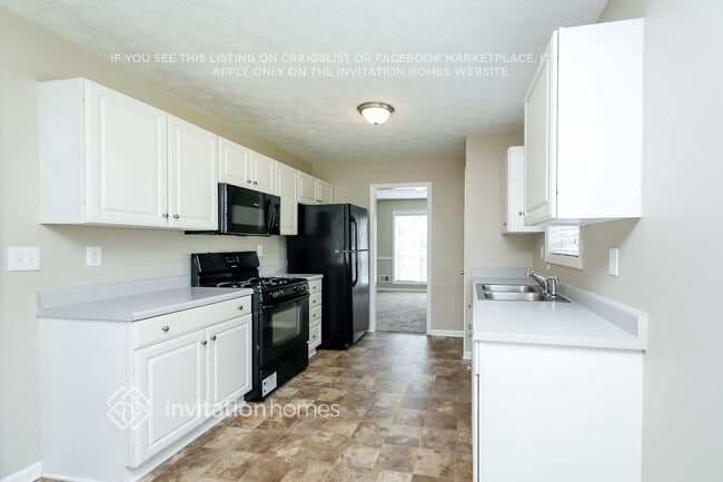 Building Photo - 2485 Misty Hollow Ln