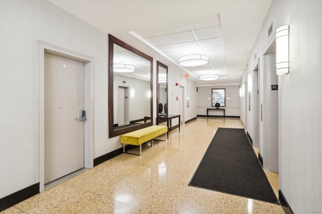 Building Photo - 10500 Rockville Pike