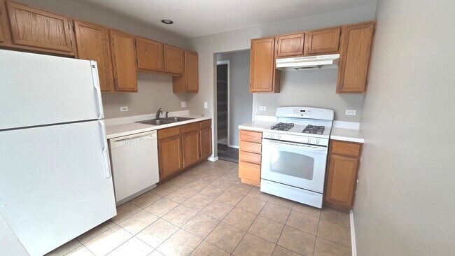 Foto del edificio - 67 Beechmont Ct