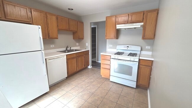 Building Photo - 67 Beechmont Ct