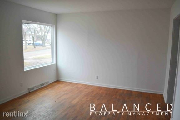 Foto del edificio - 2 br, 1 bath House - 2817 SE Minnesota Ave