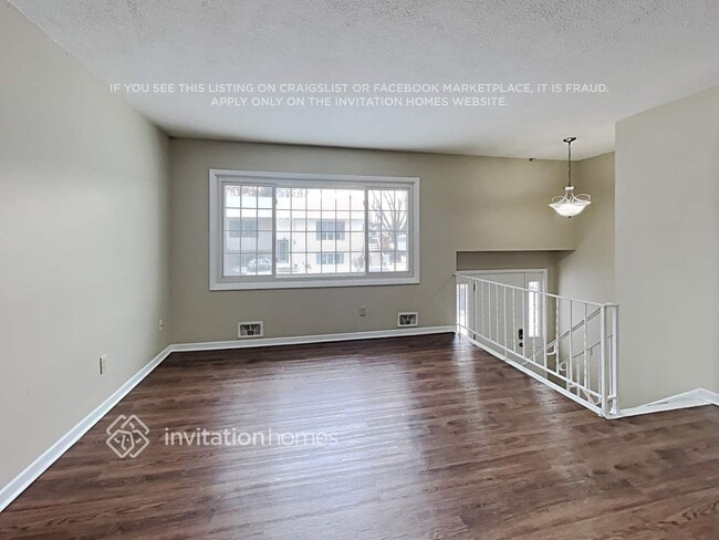 Foto del edificio - 401 42nd Ave NE