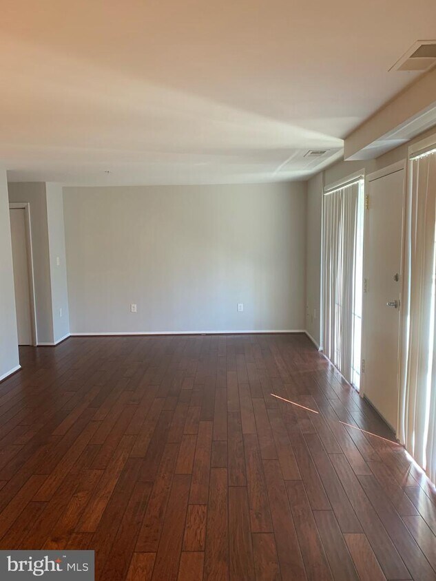 Foto principal - 540 Wilson Bridge Dr
