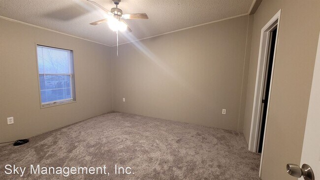 Building Photo - 4 br, 3.5 bath House - 2720 Barcelona Pl. SW