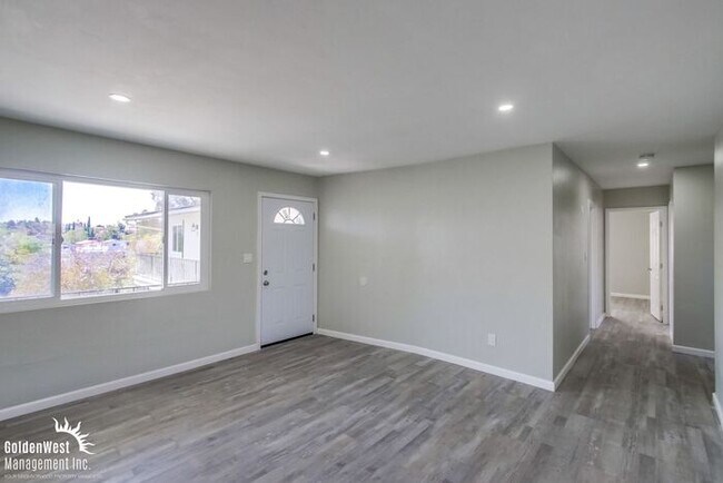 Foto del edificio - Cozy 3Bdm 1Ba Apartment in City Heights