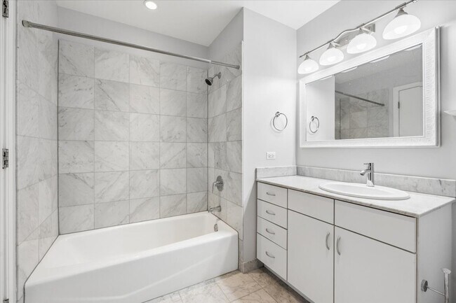 Foto del edificio - 860 W Blackhawk St