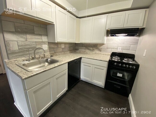 Foto del edificio - 101 SE 2nd St