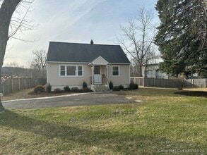 Building Photo - 98 Wooster St